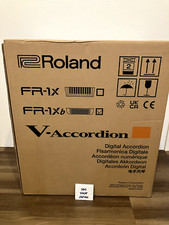 Roland Akkordeon FR-1XB RD rot kompakter integrierter Verstärker & Lautsprech...