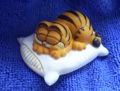 Garfield als schläfer ruht - garfield,