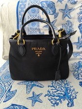 PRADA TASCHE mit  ID Karte