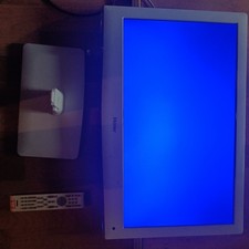 Haier 26 Zoll Digital LED LCD TV LET26C470HF Weiss Gebraucht