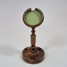 Antiker Taschenuhrenständer aus Holz 19. Jahrhundert 17 cm hoch