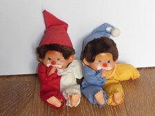 2 x Monchhichi Sekiguchi Harlekin Clown Figur blau/gelb und rot/weiß 20 cm
