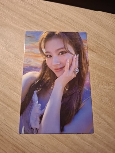 Twice sana eyes - sana, open