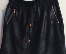 Schwarzer Velours Kurz Rock