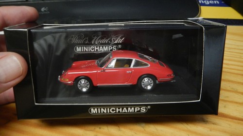 Minichamps 430 067121 - 1:43,