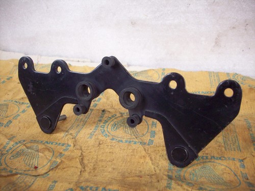 Cockpit halter bracket - /,