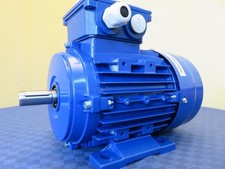 Elektromotor Drehstrom 1,1kW S6 3000/min Welle 14mm 71 B3(Fuß)