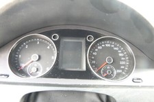 VW Passat 3C Tacho Tachometer 3c0920871T - 252.241km Diesel TDI 