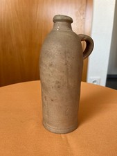 Antiker Krug / Flasche, unglasiertes Steinzeug, Henkelgriff, Naturton