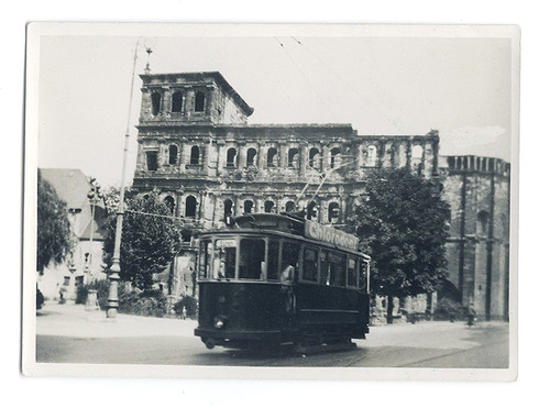 C303 straßenbahn vor - straßenbahn,