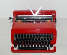 Olivetti _Valentine, qwerty