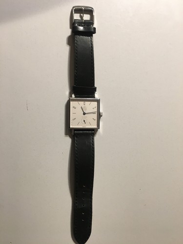 Nomos glashüttetetra siemens - nomos,