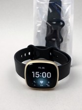 Fitbit Versa 3 Smartwatch Gold