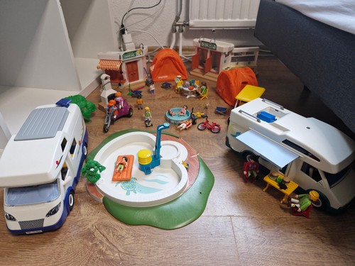Playmobil bundle 6978 6872 - playmobil,