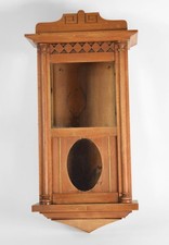Altes kleines Wanduhr