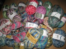 ca. 2000 g Sockenwolle/Restewolle von WollButt, Opal, schoeller&stahl etc.