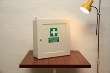 DDR Sanitätsschrank Hausapotheke Medikus Erste Hilfe Schrank Arzt VEB Imbal 363