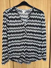 H&M Shirt schwarz grau Gr. S