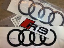 Audi R8 Glanz Schwarz Badge