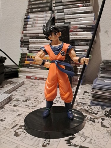 Dragonball son goku - goku,