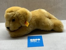 Steiff Hund liegend ca. 26 cm Kuscheltier Plüschtier Knopf im Ohr 280160