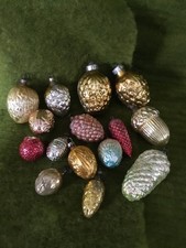 Alter Weihnachtsschmuck Christbaumschmuck 15 Ornamente Nüsse + Zapfen 130