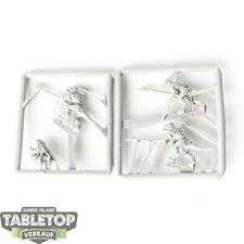 Lizardmen - 3 Skink Runners