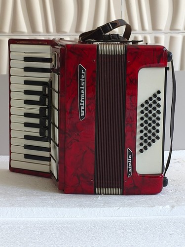 Piano accordions used music