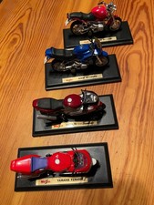 Maisto 1:18 Motorrad 4 Stück