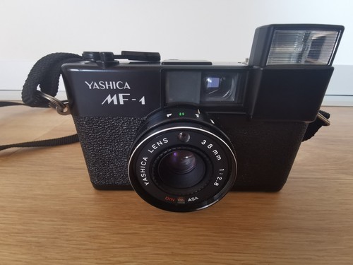 Yashica kompaktkamera 3 - mf-1,