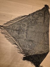 Spitzenschal Dreieck Fransen