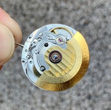 ORIGINAL ETA 2824-2 SWISS MADE UHRWERK VERZIERTER ROTOR 25 JEWELS, AB LAGER