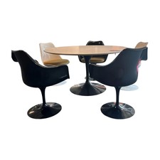 Knoll International Essgruppe Saarinen Tisch Platte Fenix Weiß Fuß Schwarz 