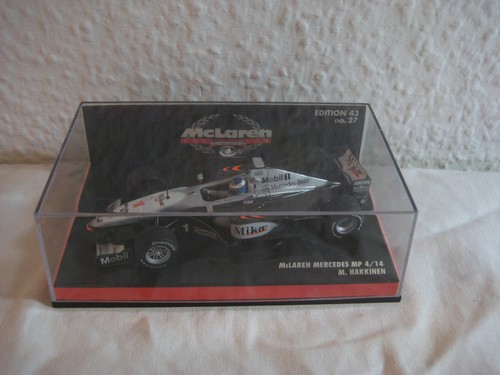 Minichamps mclaren mercedes - mclaren, mp