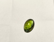 Turmalin Cabochon 2,31 ct 10 x 7 mm oval, schöne Farbe und Qualität