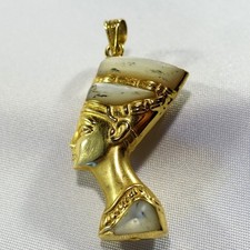 Nofretete 750 Gold Anhänger Nofretete 750 Gold mit Perlmutt 4,6 cm / CU 281(48)