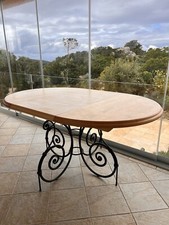 Esstisch ausziehbar handarbeit riegelahorn schmiedeeiserne Füße 