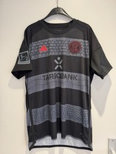 Fortuna Düsseldorf Trikot