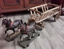 Lineol 2 alte große Zugpferde auf Rädern mit großen Leiterwagen Pferdegespann