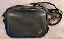 Aigner Ledertäschchen - sehr