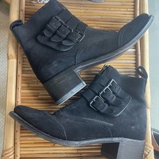 Sendra Black Sude Buckle