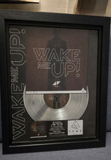 Avicii – „Wake Me Up!“