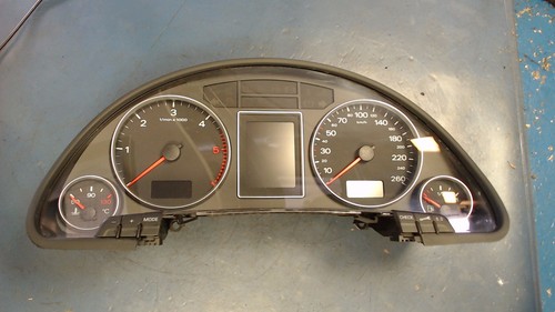 Instrumententafel audi - instrumententafel,
