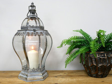 Großes antikes silbernes