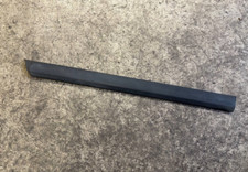 Zierleiste hinten rechts unten