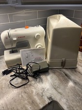 SINGER Tradition 2250 Sewing