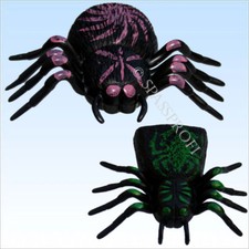 2 x kletternde Spinne klettern