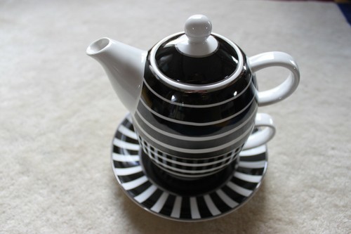 Goebel stripes tea - -, one