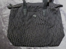 Original Aigner Shopper schwarz mit irisierenden Aigner-Zeichen + Staubschutzbeu