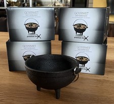 4 Stück Servierkessel aus Gusseisen